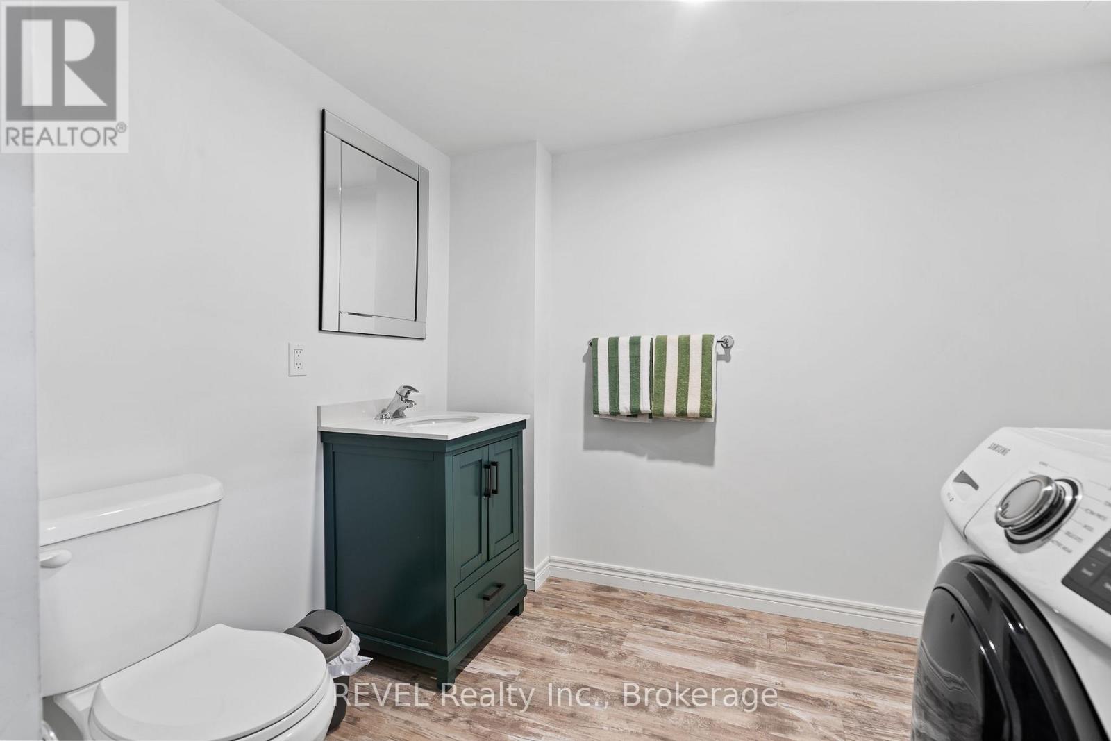 3 - 5852 Frontenac Street, Niagara Falls, Ontario  L2G 3A9 - Photo 18 - X12783656