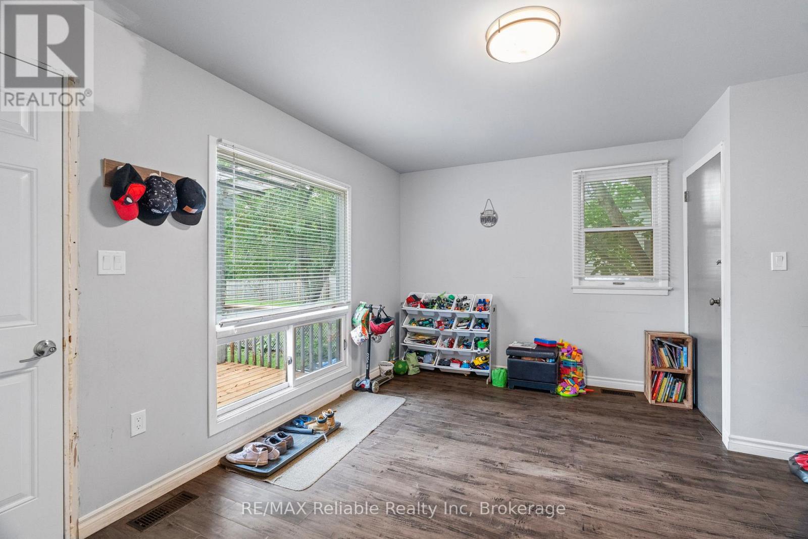 46 James Street, Huron East, Ontario  N0K 1W0 - Photo 25 - X12783630