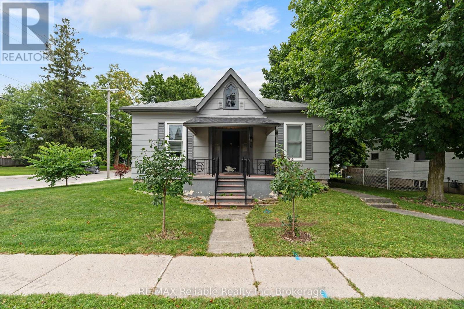 46 James Street, Huron East, Ontario  N0K 1W0 - Photo 5 - X12783630