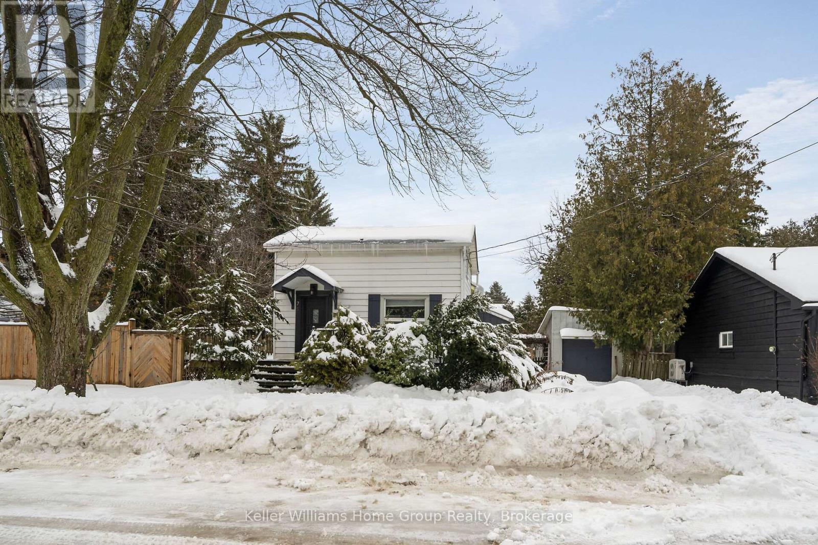 75 Wellesley Street, Centre Wellington, Ontario N0B 1S0 - Photo 4 - X12783670