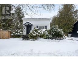 75 WELLESLEY STREET, centre wellington (elora/salem), Ontario