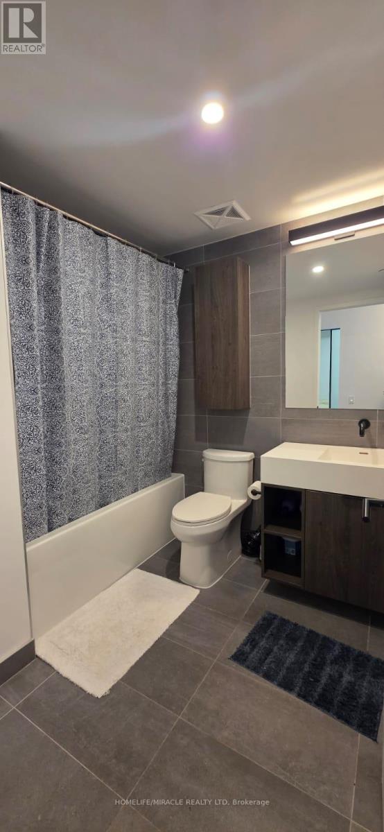 1306 - 108 Peter Street, Toronto, Ontario  M5V 0W2 - Photo 13 - C12766776