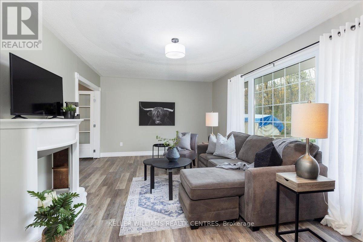 33 Mourning Dove Road, Georgina, Ontario  L0E 1R0 - Photo 9 - N12478192