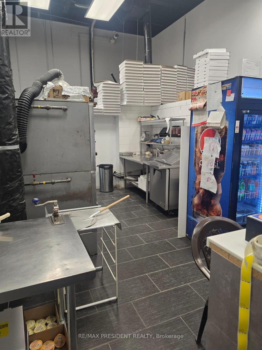 60 - 3560 Rutherford Road, Vaughan, Ontario  L4H 3T8 - Photo 4 - N12783146