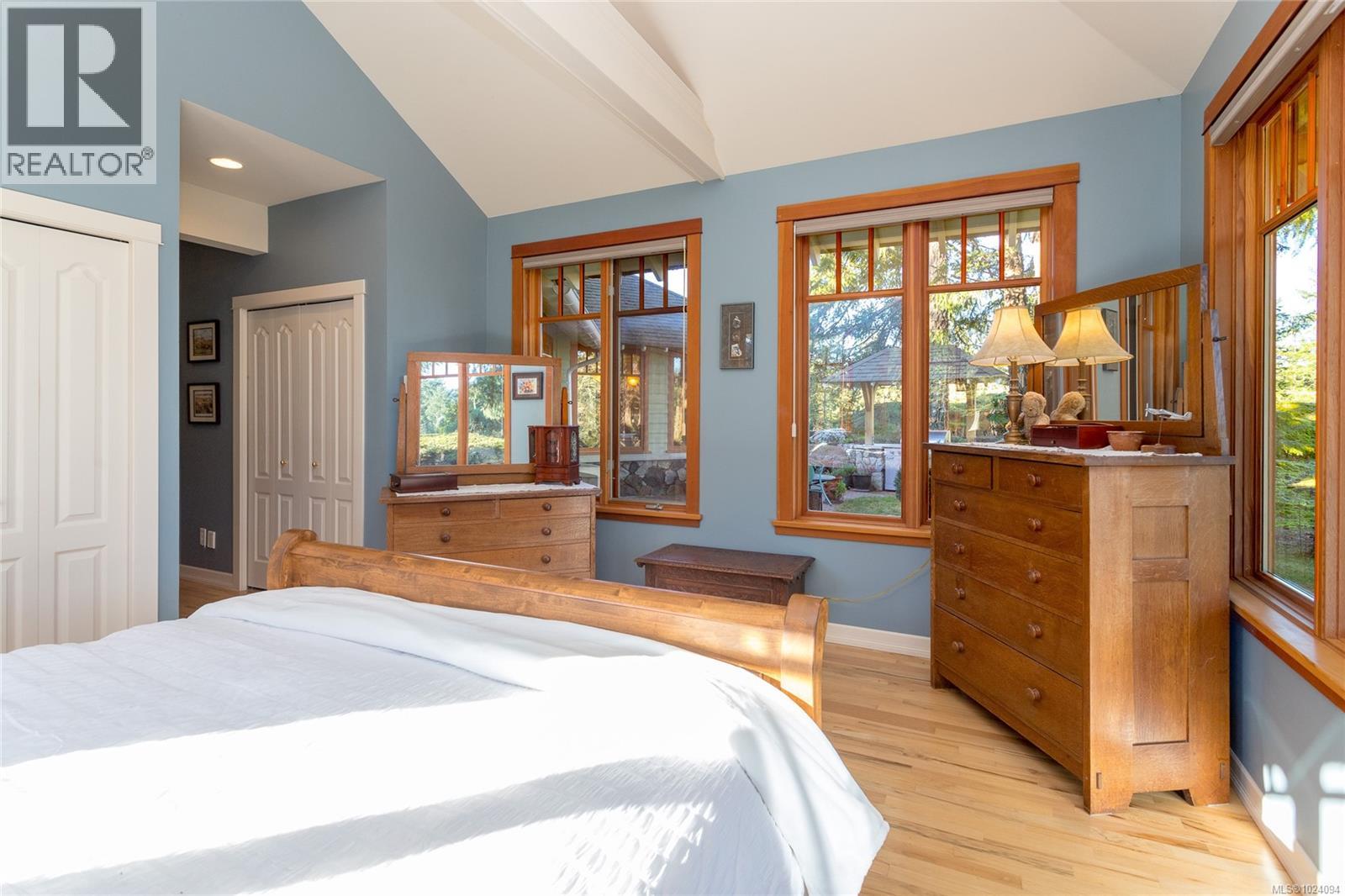 240 Viaduct Ave W, Saanich, British Columbia  V9E 2B6 - Photo 27 - 1024094