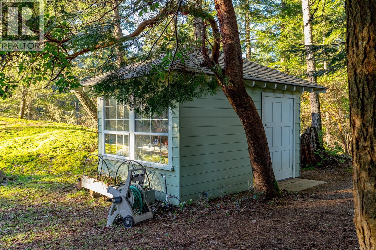 240 Viaduct Ave W, Saanich, British Columbia  V9E 2B6 - Photo 54 - 1024094