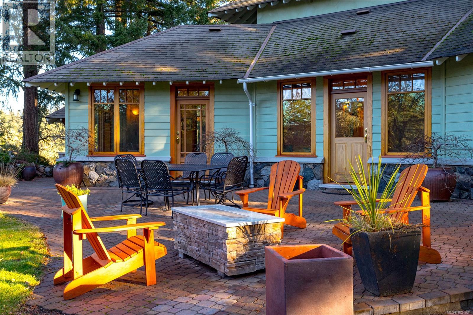 240 Viaduct Ave W, Saanich, British Columbia  V9E 2B6 - Photo 40 - 1024094