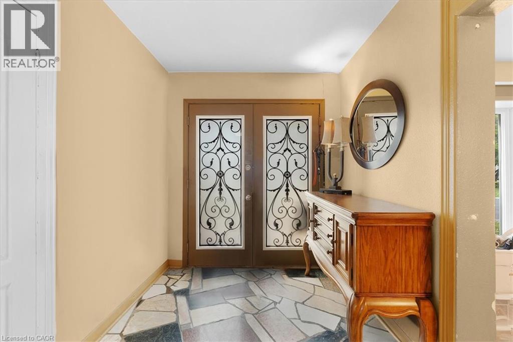 67 Elmhurst Drive, Hamilton, Ontario  L8T 1C5 - Photo 4 - 40804852