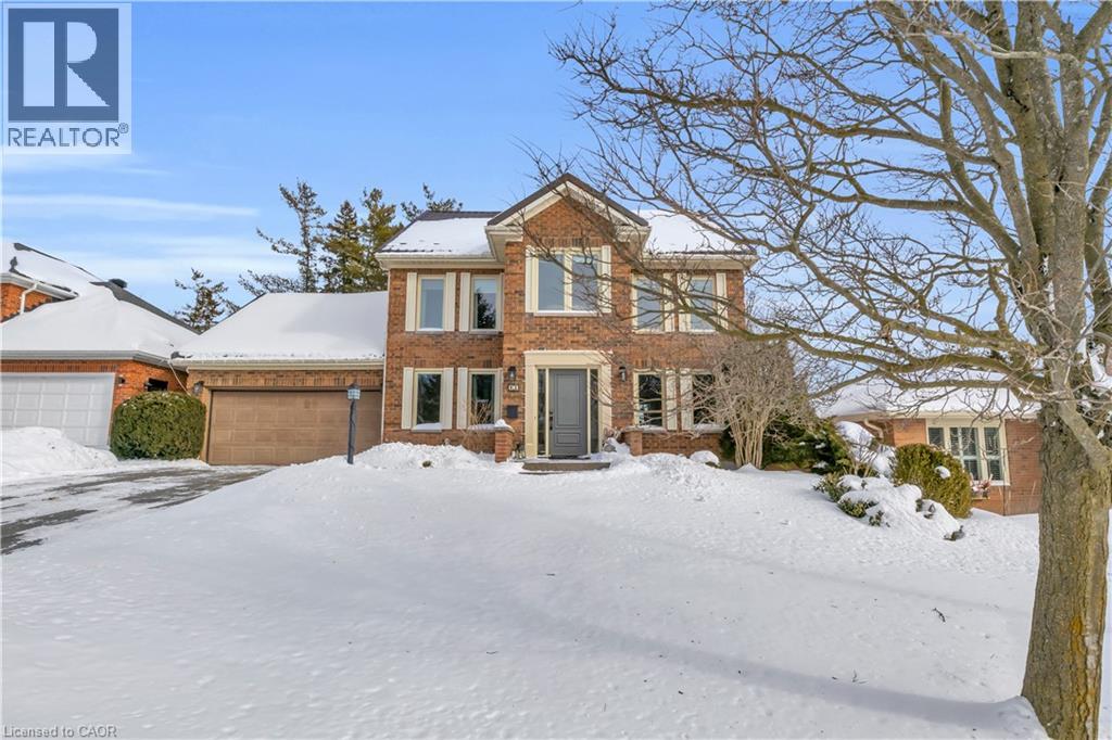 41 TINATAWA Court, Kitchener, Ontario