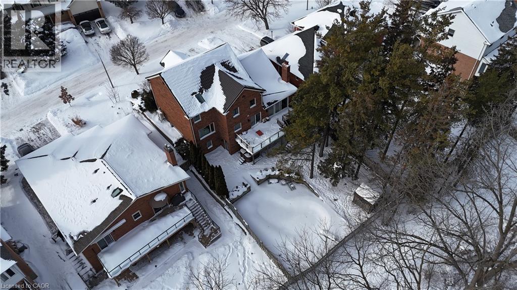 41 Tinatawa Court, Kitchener, Ontario  N2A 3G9 - Photo 31 - 40804802