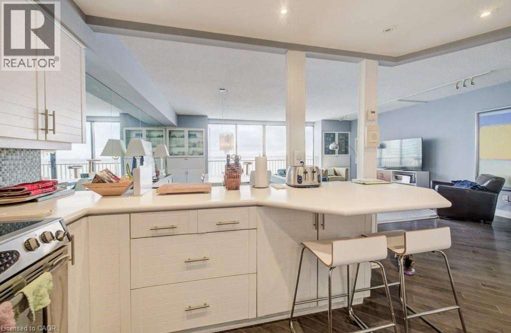 33 Harbour Square Unit# 1017, Toronto, Ontario  M5J 2G2 - Photo 11 - 40804552