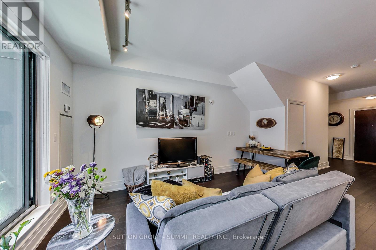 110 - 90 Niagara Street, Toronto, Ontario  M5V 1C5 - Photo 6 - C12783672