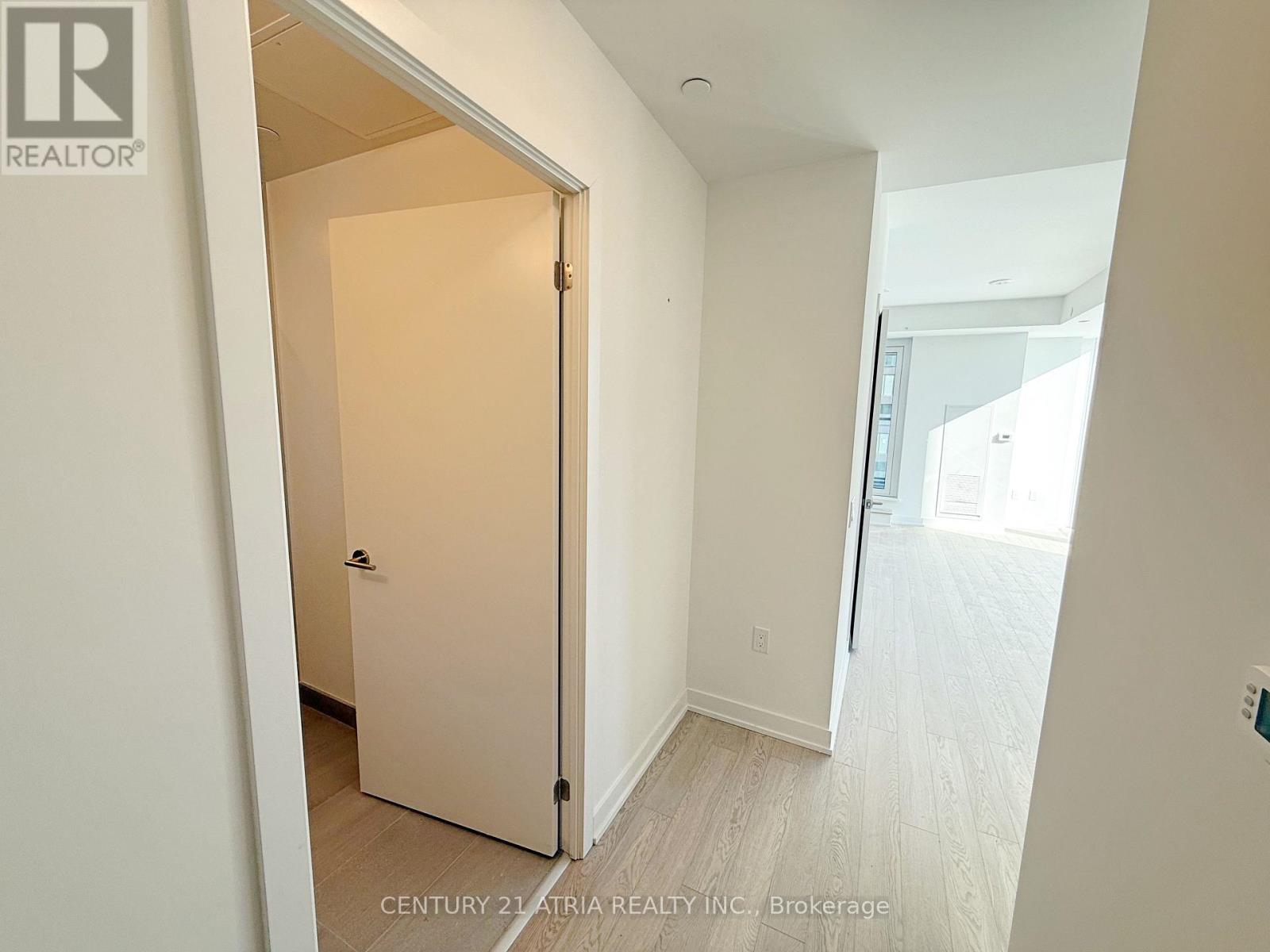 1502 - 1 Quarrington Lane, Toronto, Ontario  M3C 0S4 - Photo 14 - C12783620