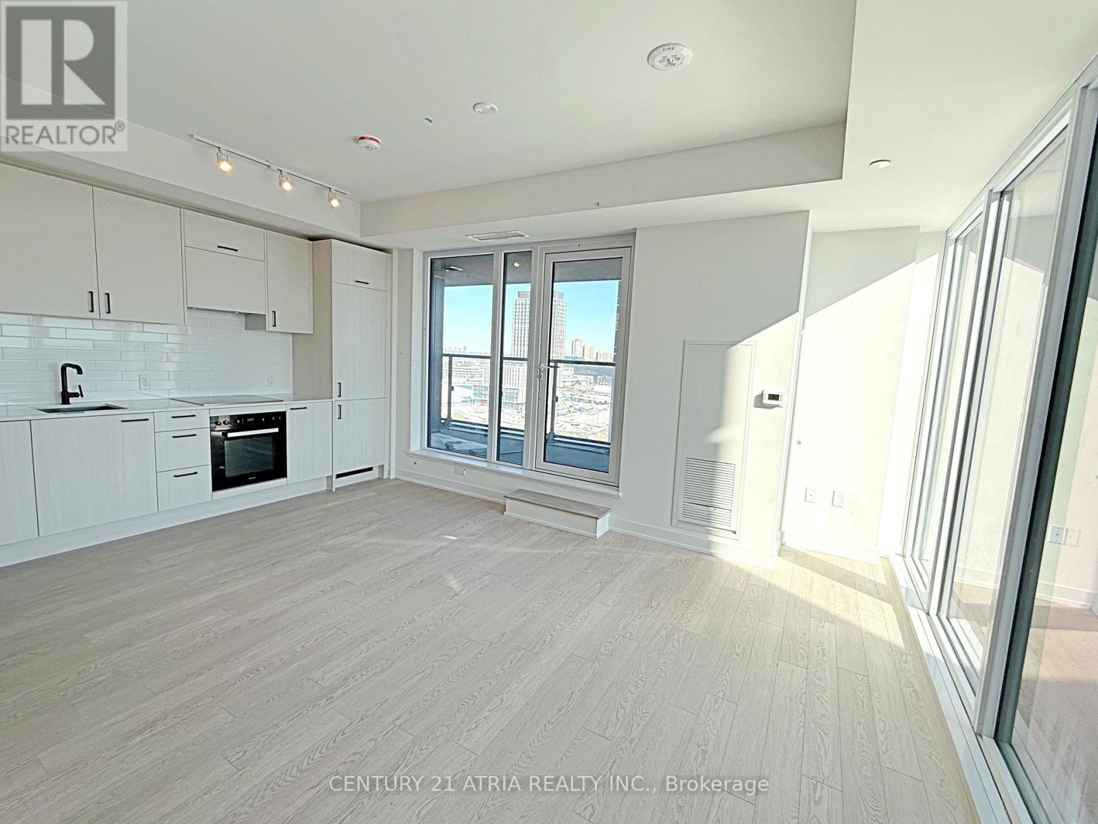 1502 - 1 Quarrington Lane, Toronto, Ontario  M3C 0S4 - Photo 4 - C12783620