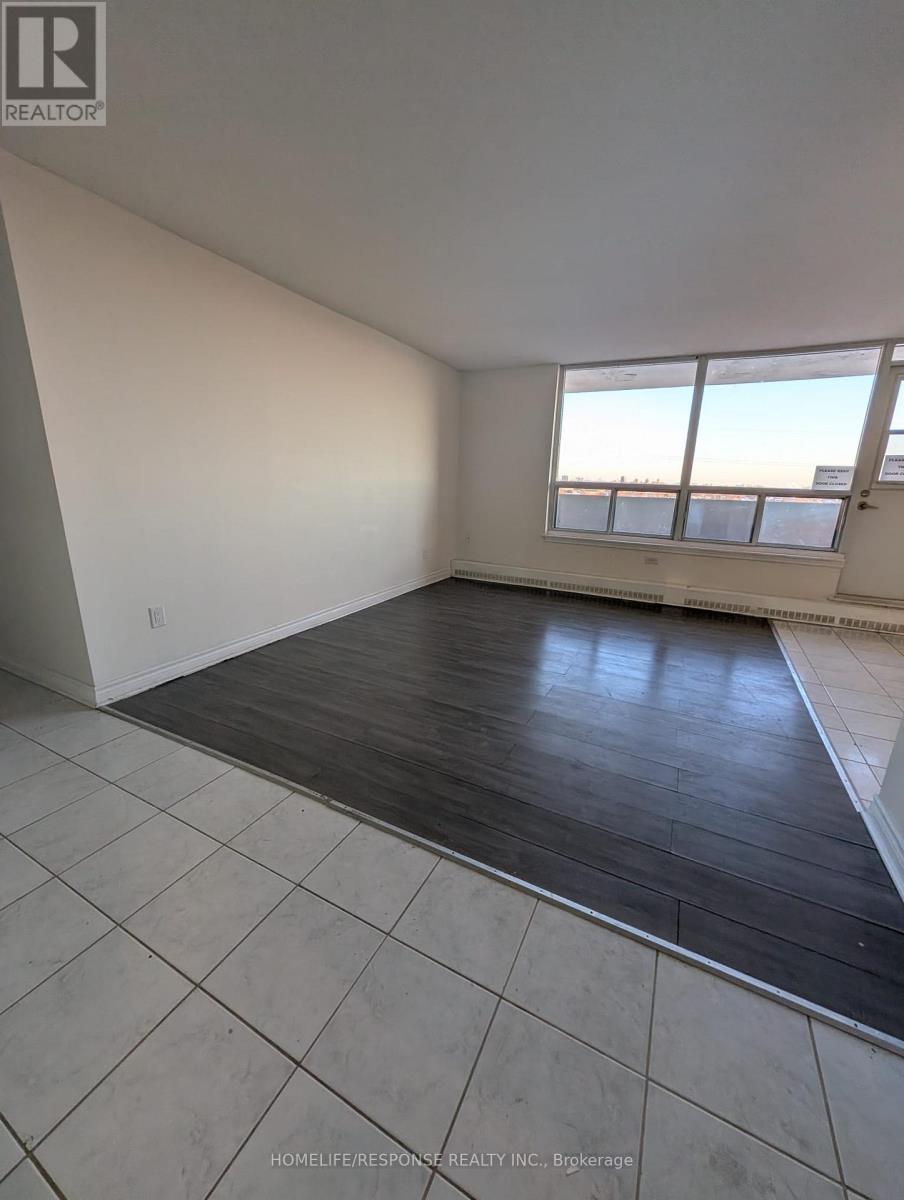 1003 - 3390 Weston Road, Toronto (Humbermede), Ontario  M9M 2X3 - Photo 4 - W12740370