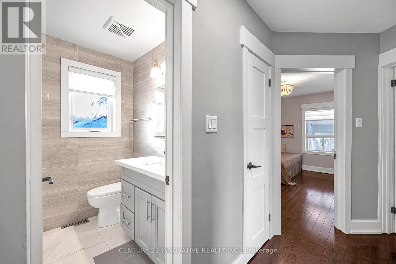 48 Brenda Crescent, Toronto, Ontario  M1K 3C6 - Photo 18 - E12783664