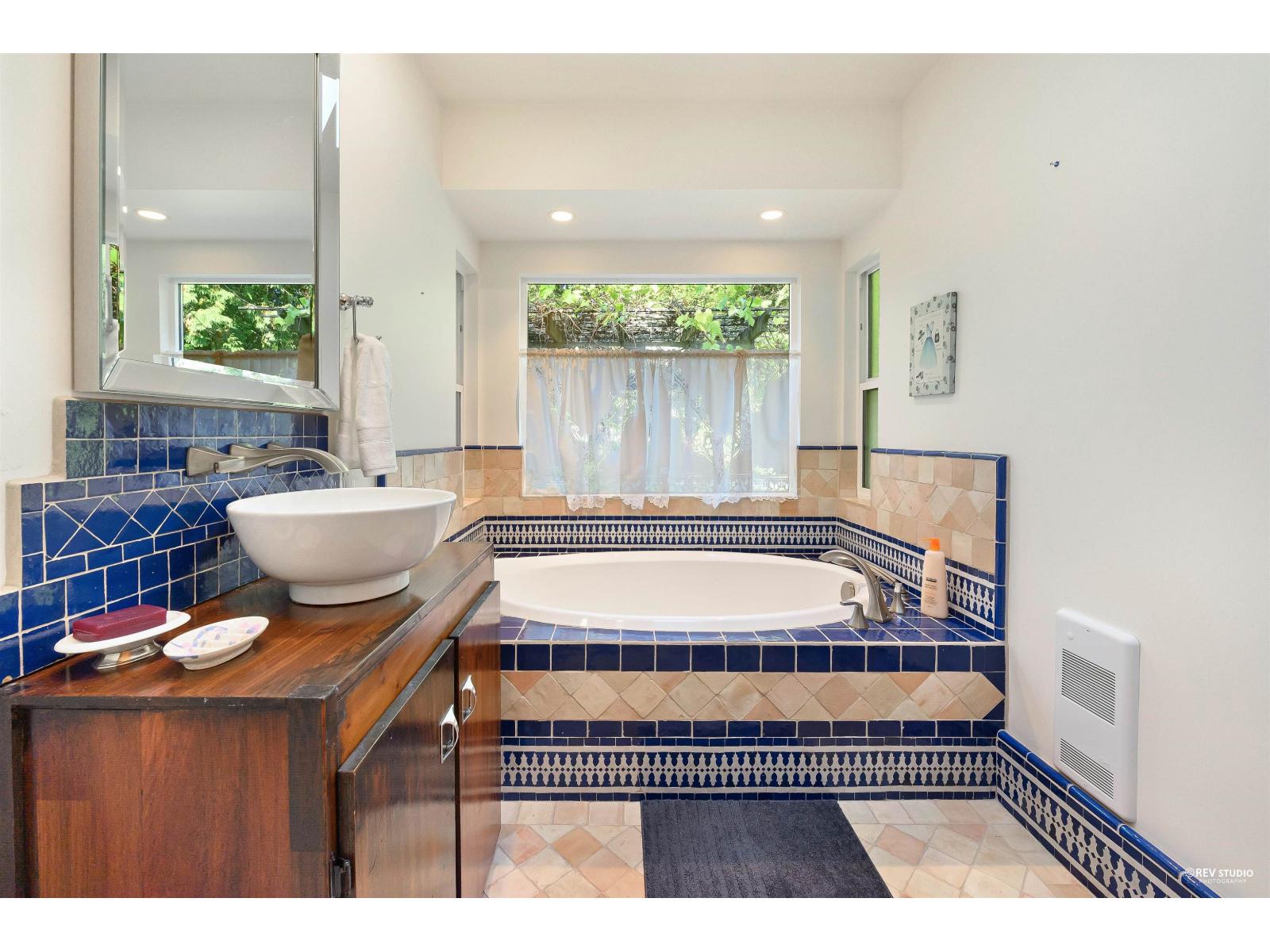 13671 16 Avenue, Surrey, British Columbia  V4A 1P7 - Photo 25 - R3087383