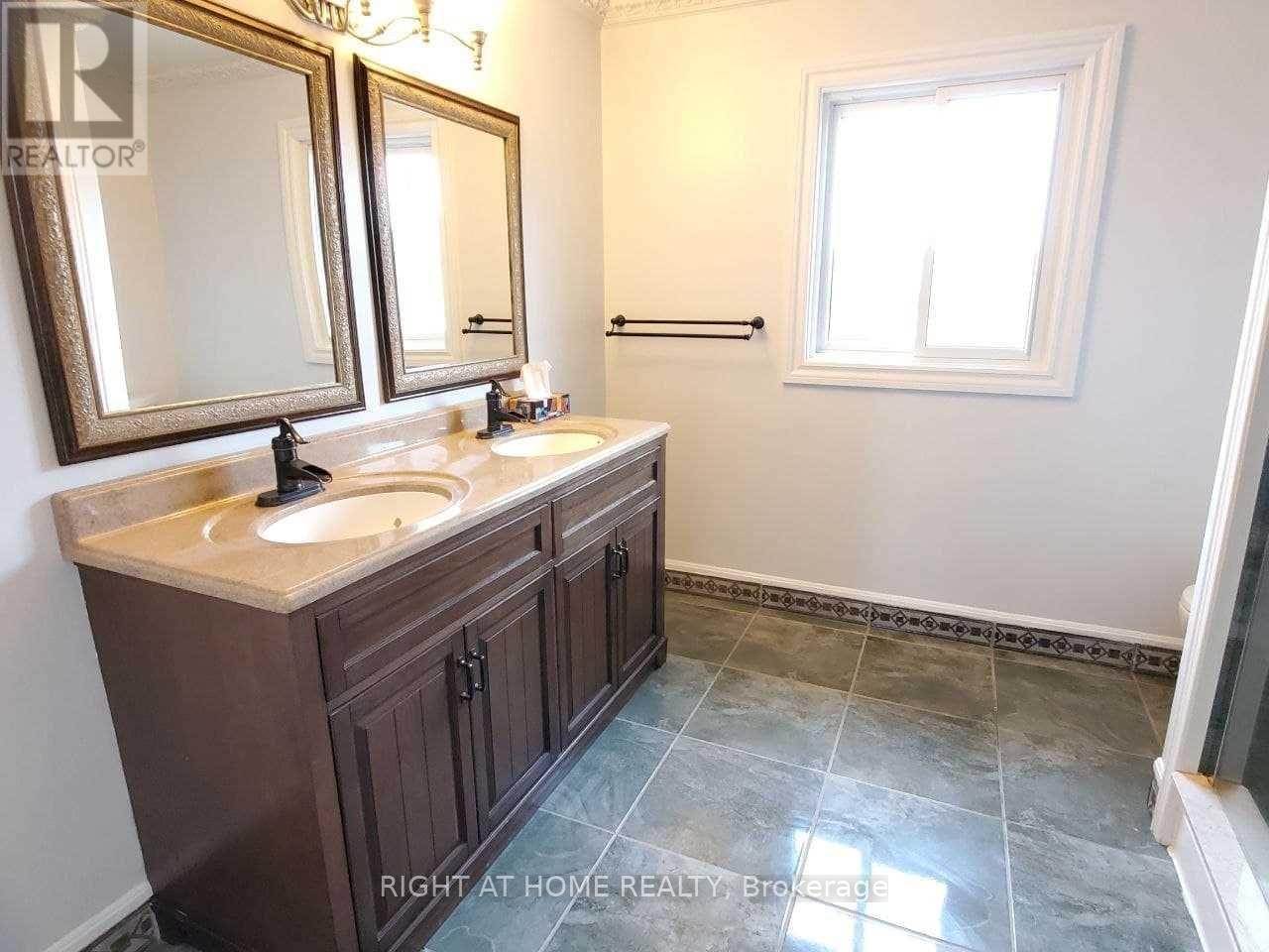 861 Cassie Road, Newmarket, Ontario  L3X 1S3 - Photo 18 - N12783576