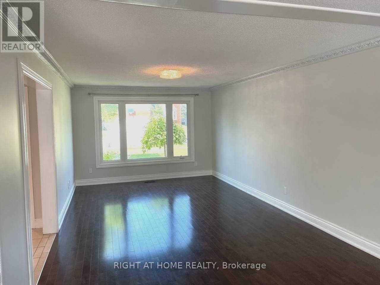 861 Cassie Road, Newmarket, Ontario  L3X 1S3 - Photo 4 - N12783576