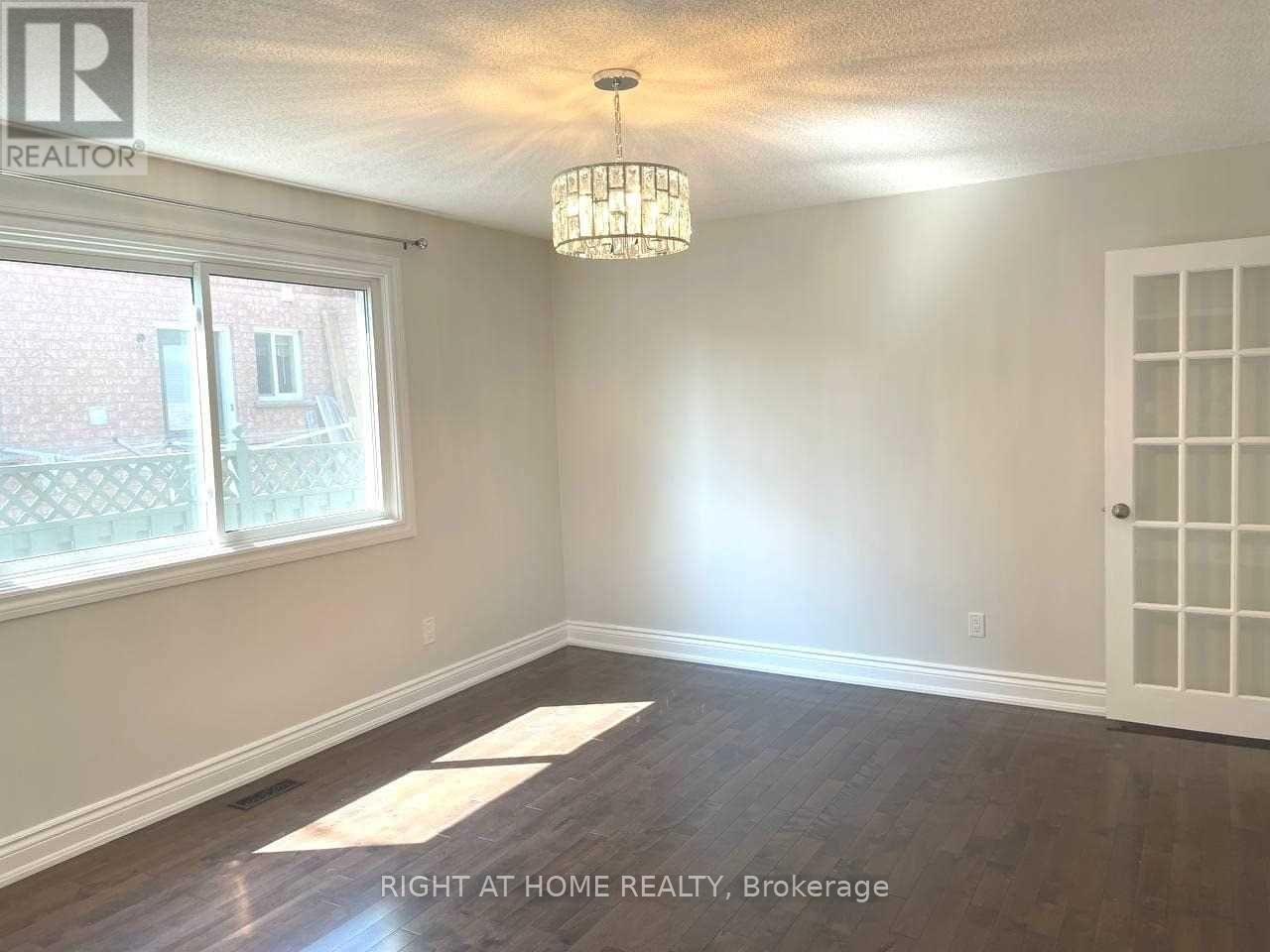 861 Cassie Road, Newmarket, Ontario  L3X 1S3 - Photo 9 - N12783576