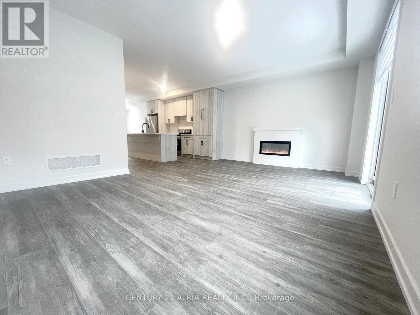 29 Chapple Lane, Richmond Hill, Ontario  L4B 0J6 - Photo 6 - N12783584