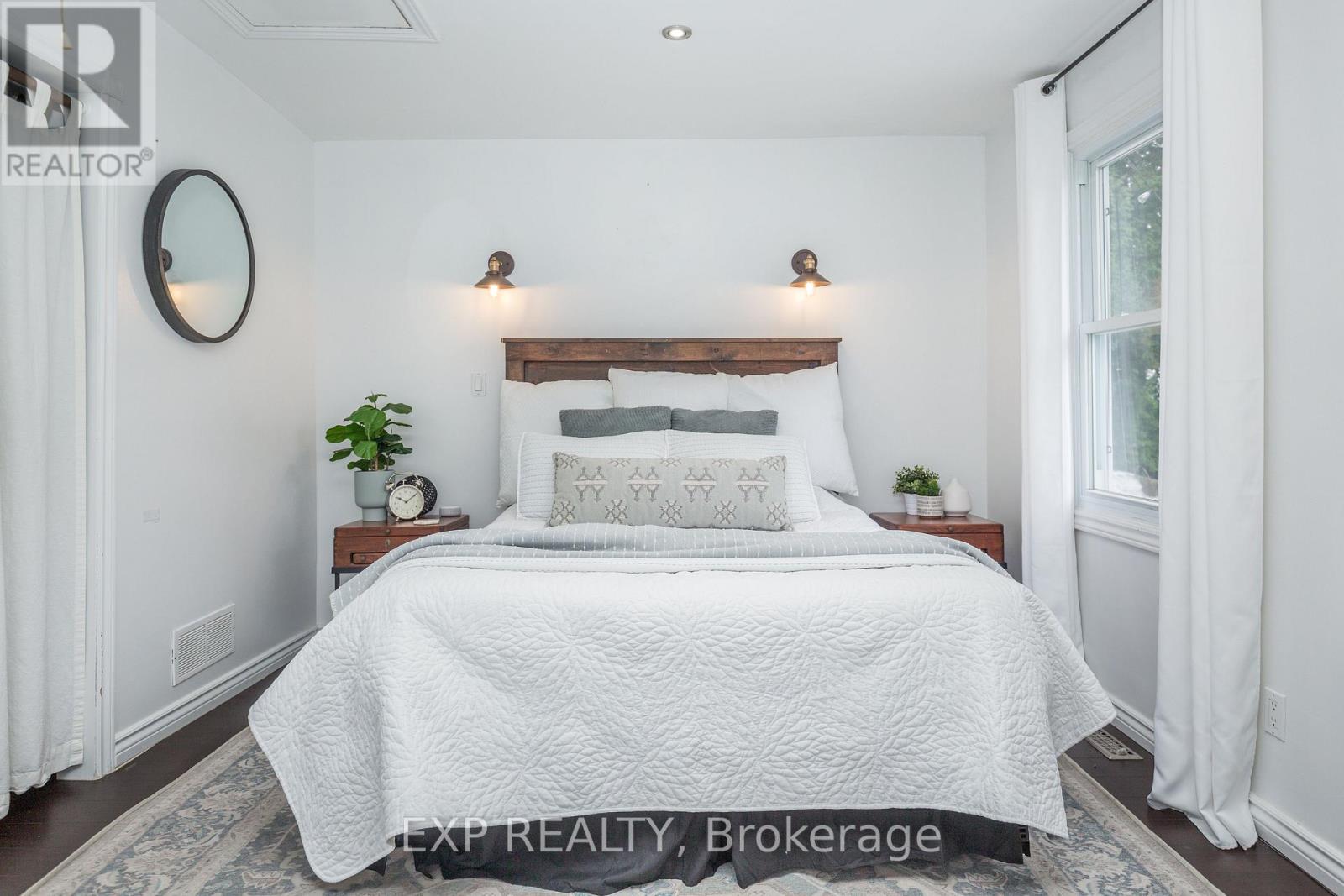 1104 Ferrier Ave Avenue, Innisfil, Ontario  L0L 1W0 - Photo 23 - N12783594