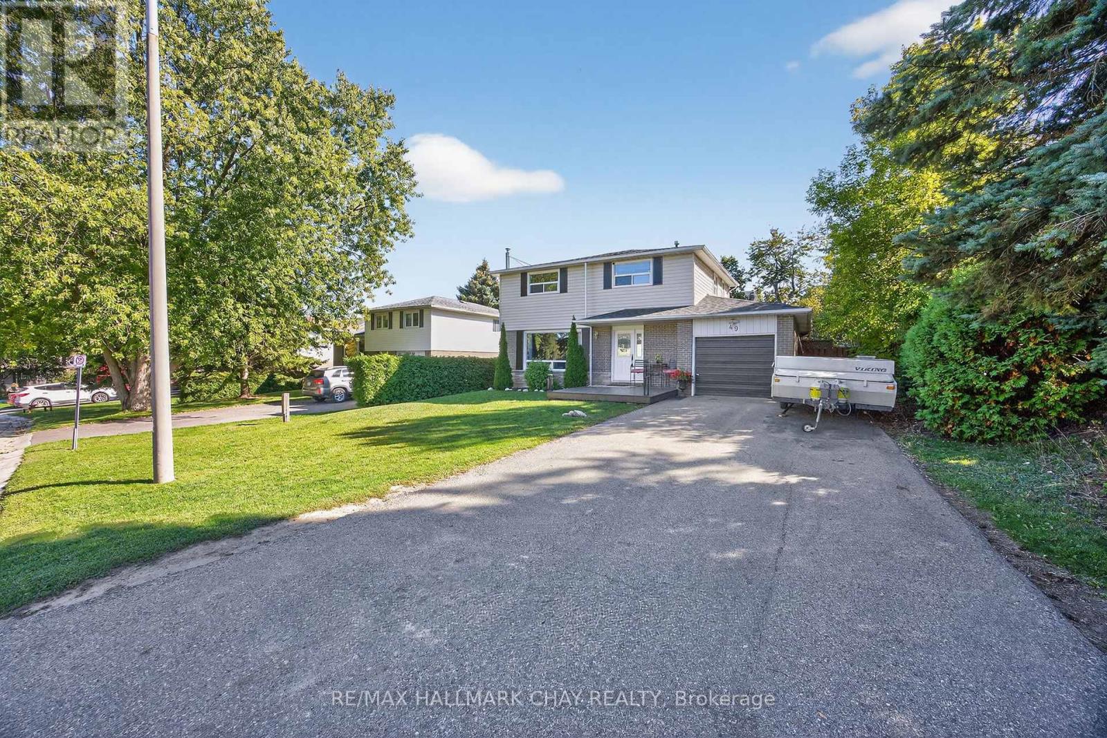 49 Brown Street, New Tecumseth (Tottenham), Ontario  L0G 1W0 - Photo 3 - N12783596