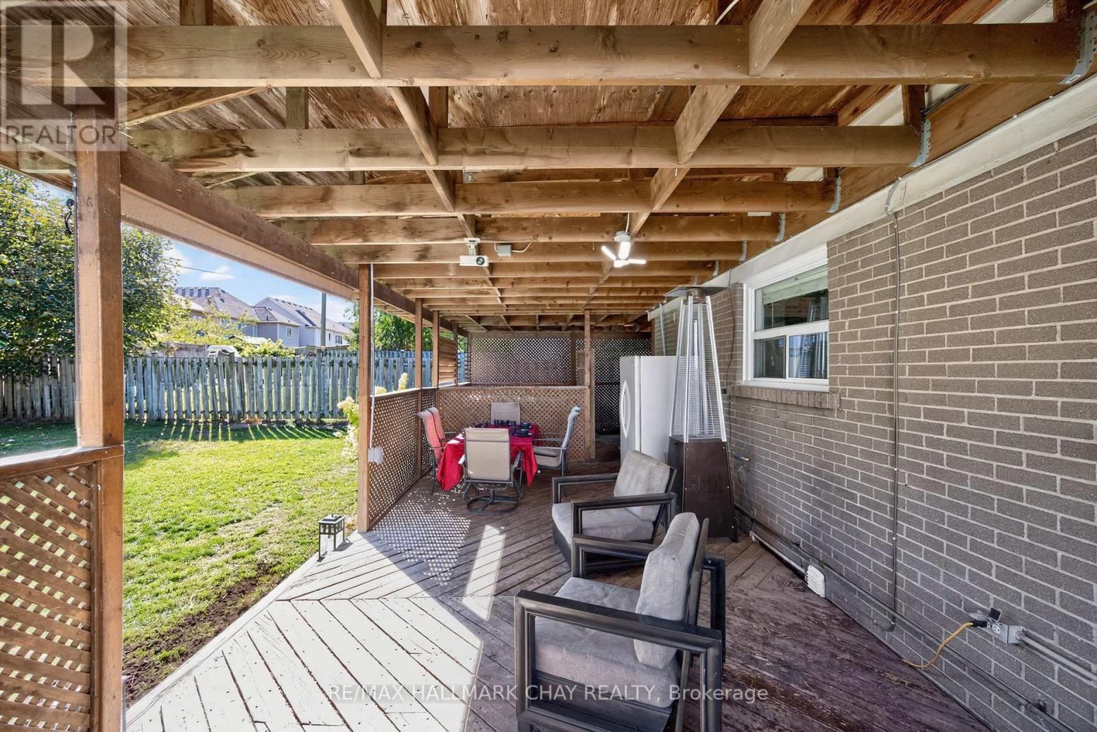 49 Brown Street, New Tecumseth (Tottenham), Ontario  L0G 1W0 - Photo 9 - N12783596