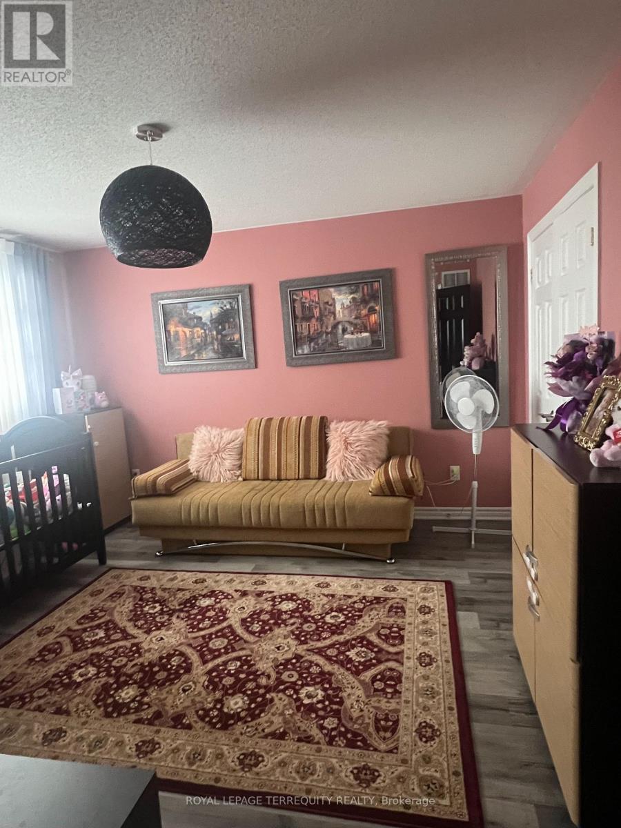 25 Jagges Drive, Barrie (Edgehill Drive), Ontario  L4N 0W9 - Photo 25 - S12783578