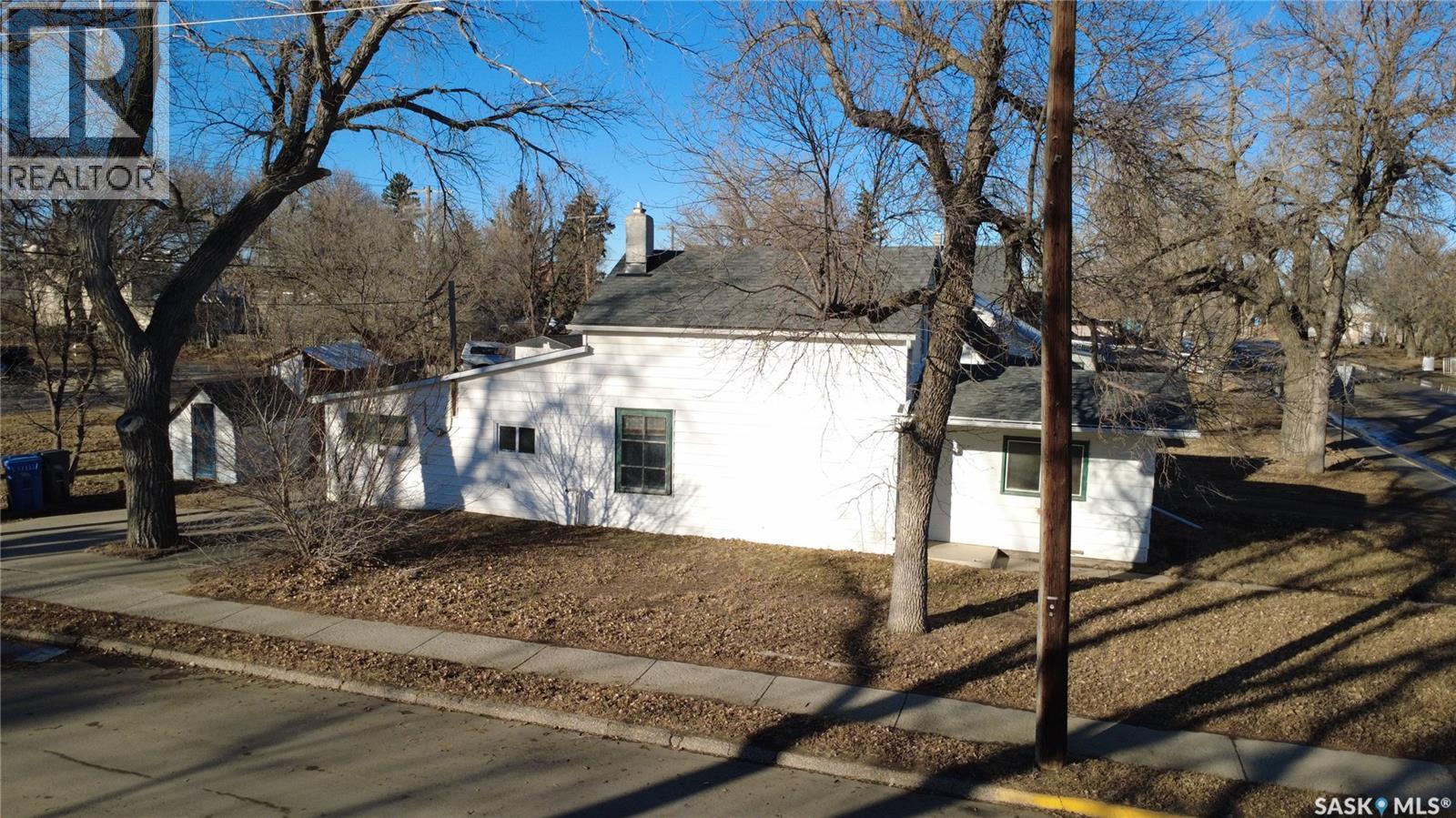 3360 Rutland Avenue, Gull Lake, Saskatchewan  S0N 1A0 - Photo 25 - SK028417