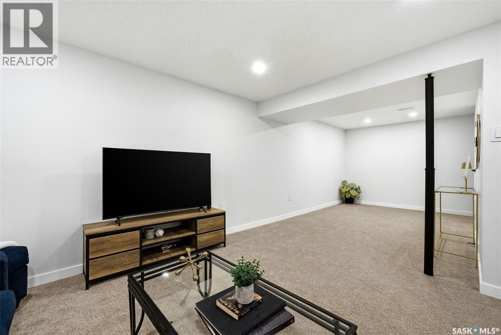 915 Rowell Crescent N, Regina, Saskatchewan  S4X 2A5 - Photo 18 - SK028402