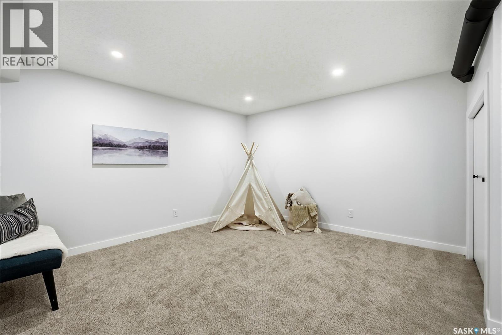 915 Rowell Crescent N, Regina, Saskatchewan  S4X 2A5 - Photo 20 - SK028402