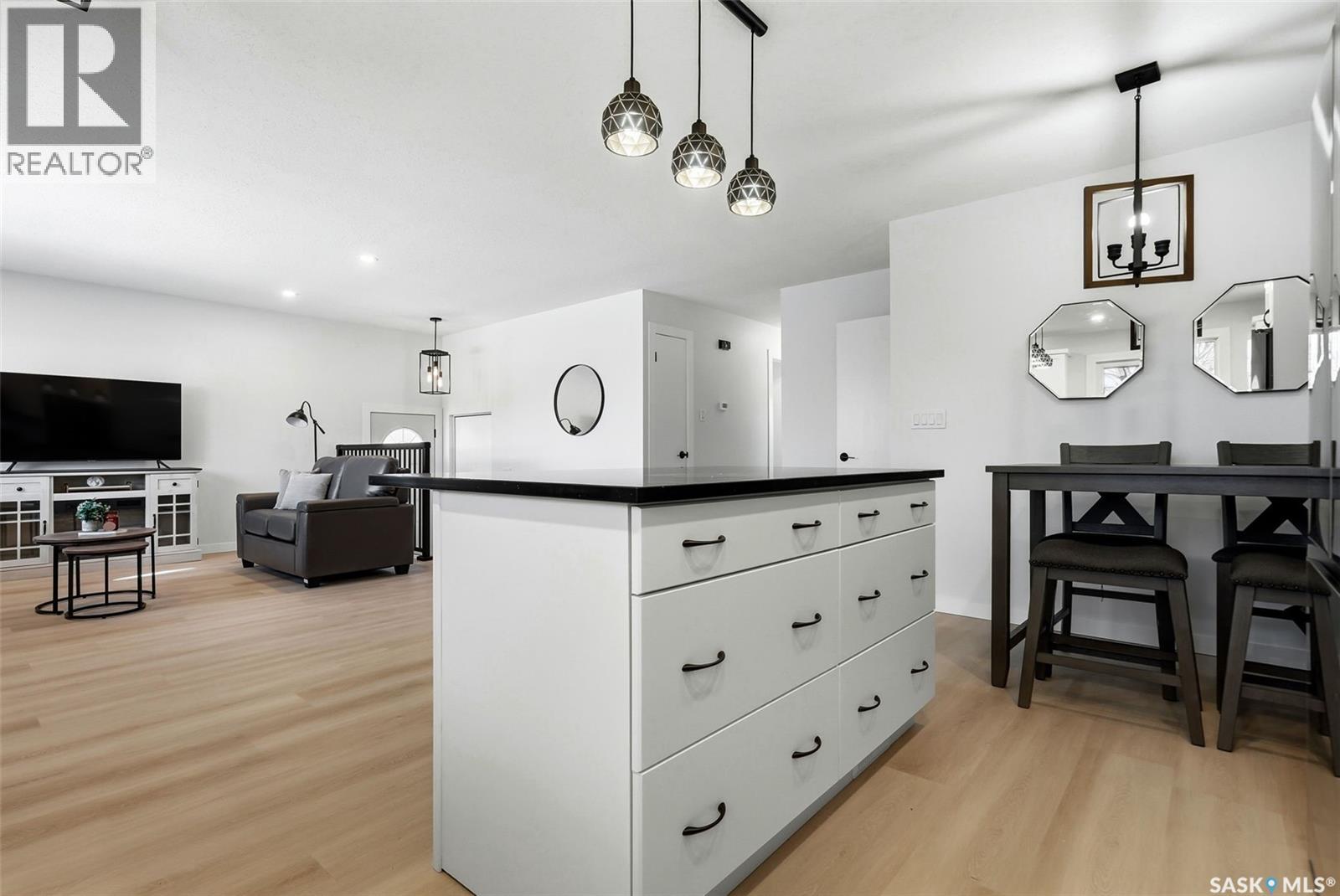 915 Rowell Crescent N, Regina, Saskatchewan  S4X 2A5 - Photo 8 - SK028402