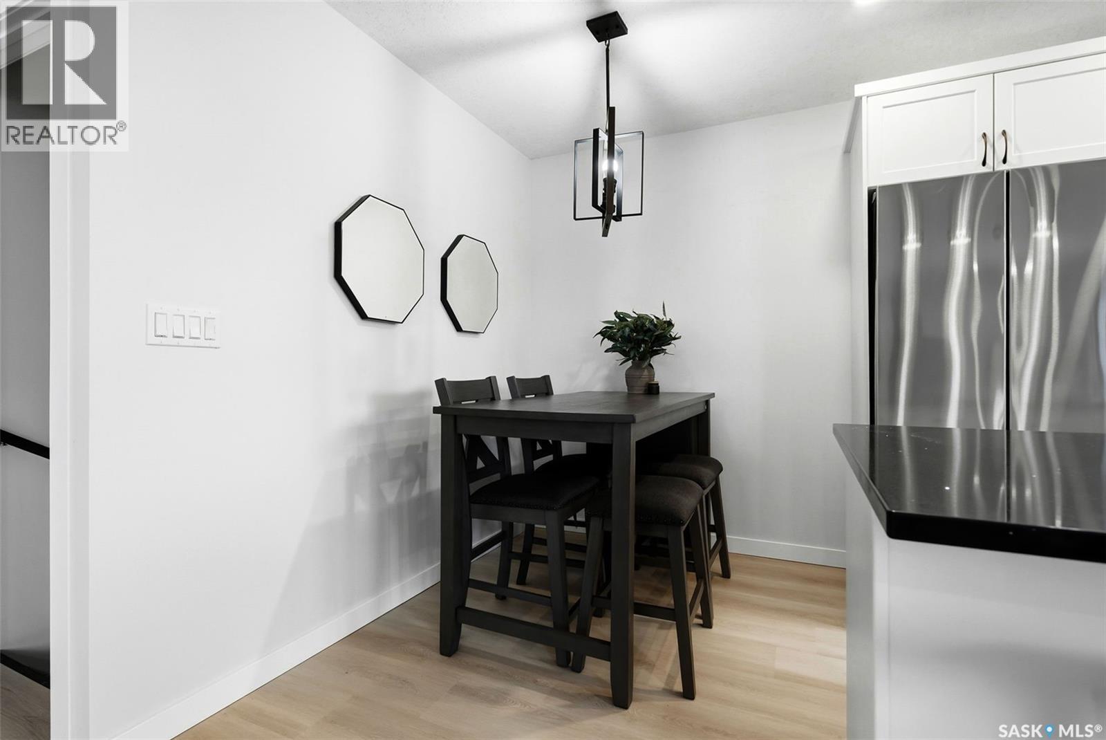 915 Rowell Crescent N, Regina, Saskatchewan  S4X 2A5 - Photo 9 - SK028402