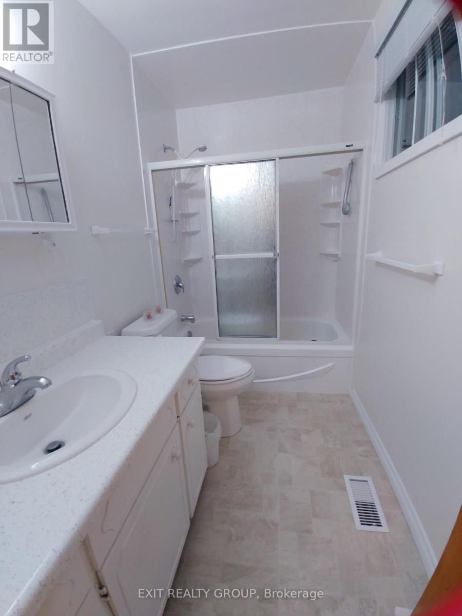 152 Chatterton Valley Crescent, Quinte West (Sidney Ward), Ontario  K0K 2B0 - Photo 22 - X12721822