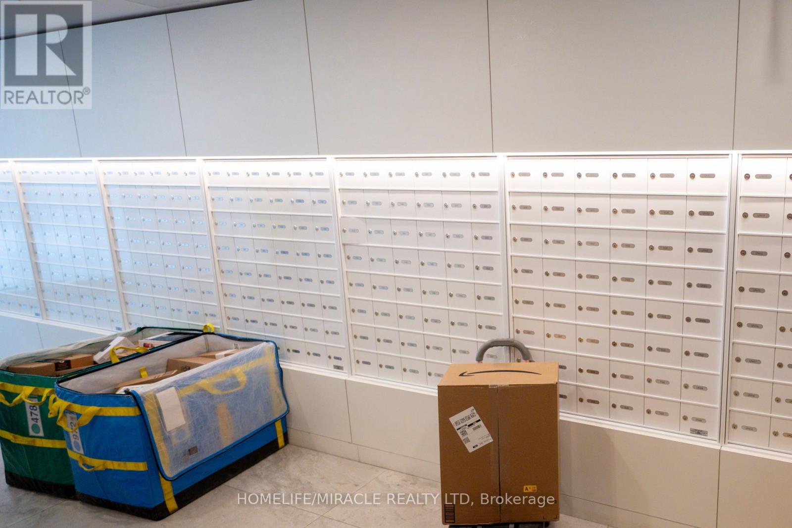 315 - 1100 Sheppard Avenue W, Toronto, Ontario  M3J 0H1 - Photo 3 - W12783666