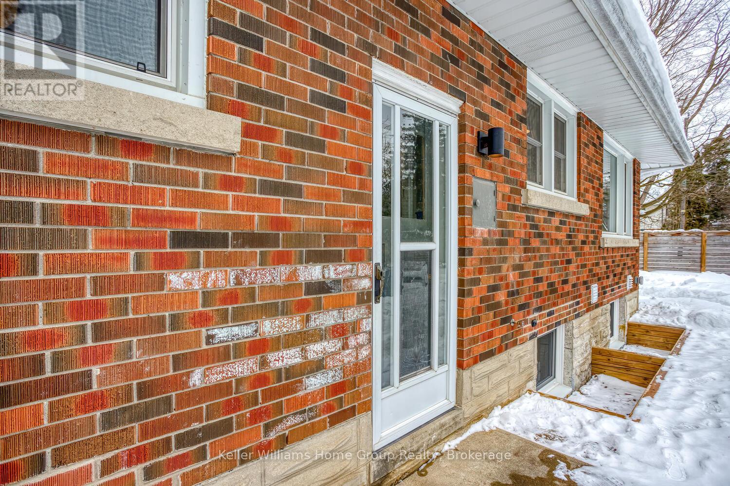 15 Gladstone Avenue, Guelph, Ontario  N1E 1L7 - Photo 39 - X12783774