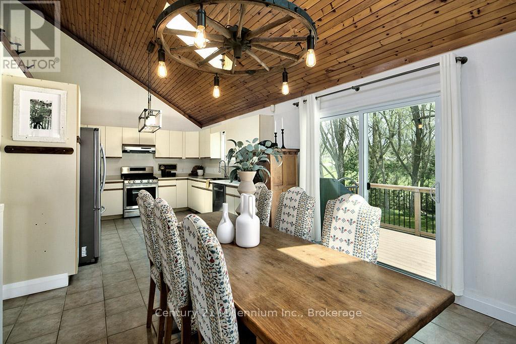 727302 22 C Side Road, Blue Mountains, Ontario  N0H 1N0 - Photo 14 - X12783806