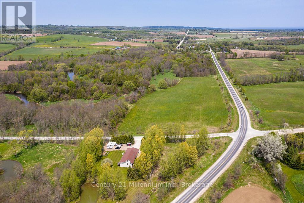 727302 22 C Side Road, Blue Mountains, Ontario  N0H 1N0 - Photo 37 - X12783806