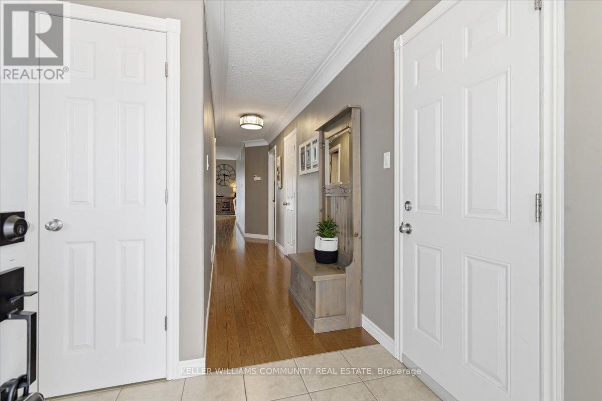 210 Chandler Crescent, Peterborough, Ontario  K9J 2G1 - Photo 5 - X12783830