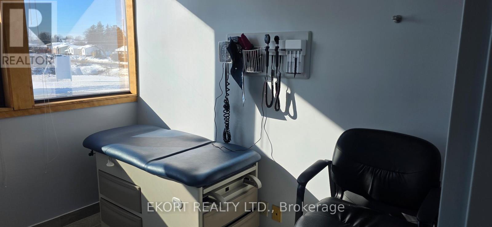 149 North Murray Street, Quinte West (Trenton Ward), Ontario  K8V 6R6 - Photo 8 - X12783880