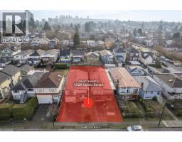 4928 EARLES STREET, Vancouver, British Columbia