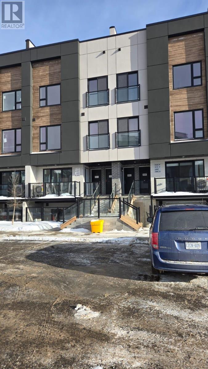 312c - 16 Melbourne Avenue, St. Catharines, Ontario  L2P 3J8 - Photo 1 - X12783602