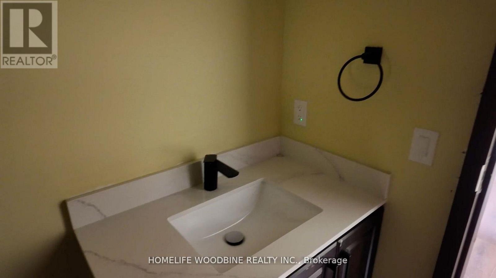 11 - 406 Pritchard Road, Hamilton, Ontario  L8P 4L9 - Photo 11 - X12783608