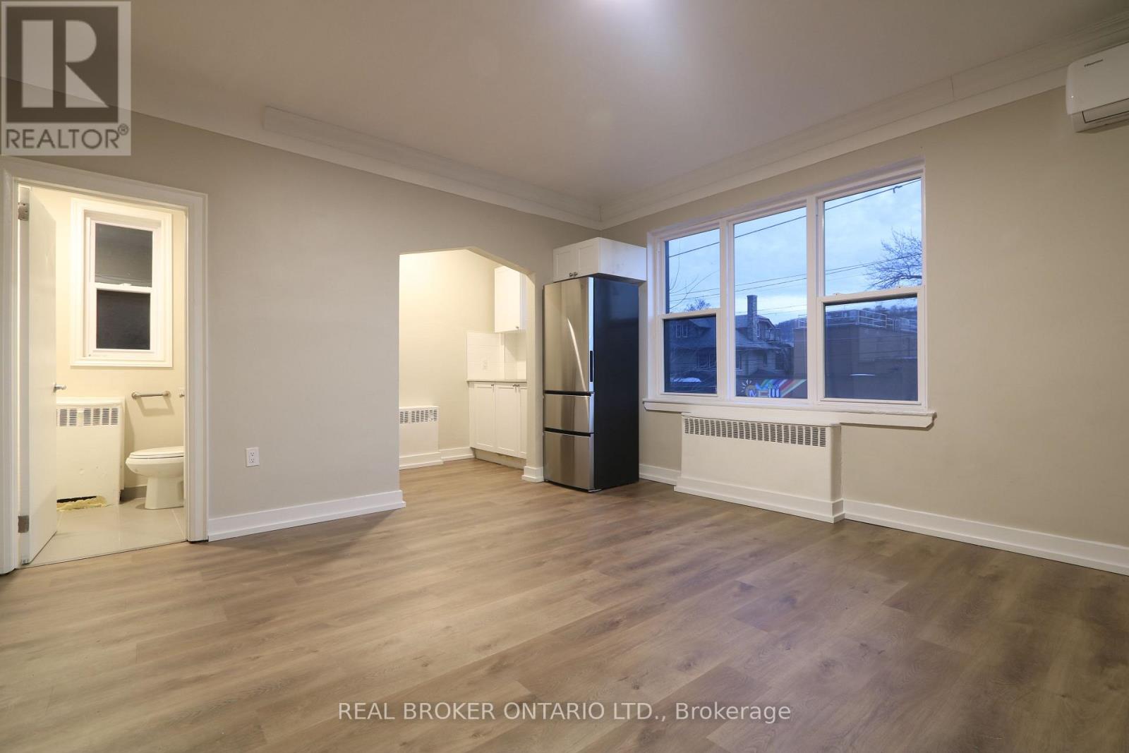 903-909 Main Street E, Hamilton, Ontario  L8M 1M6 - Photo 21 - X12783650