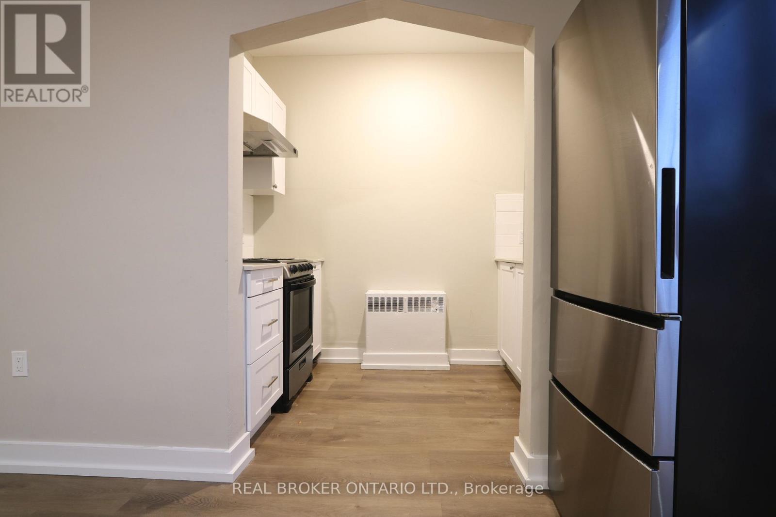 903-909 Main Street E, Hamilton, Ontario  L8M 1M6 - Photo 22 - X12783650