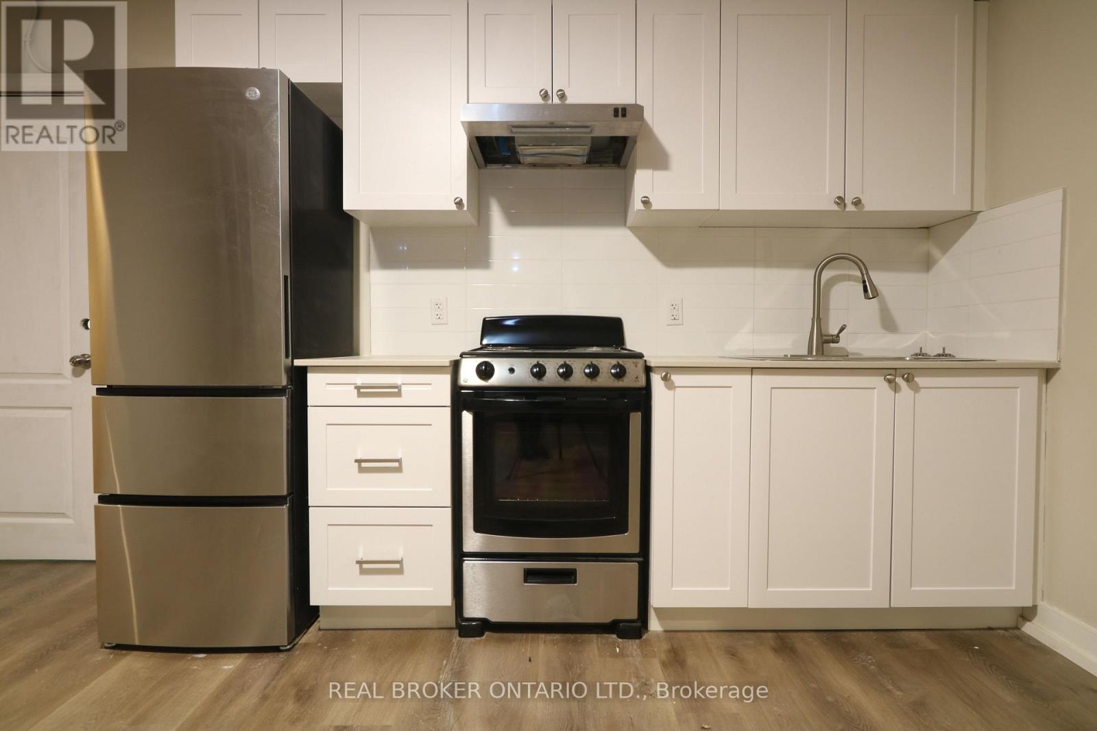 903-909 Main Street E, Hamilton, Ontario  L8M 1M6 - Photo 5 - X12783650