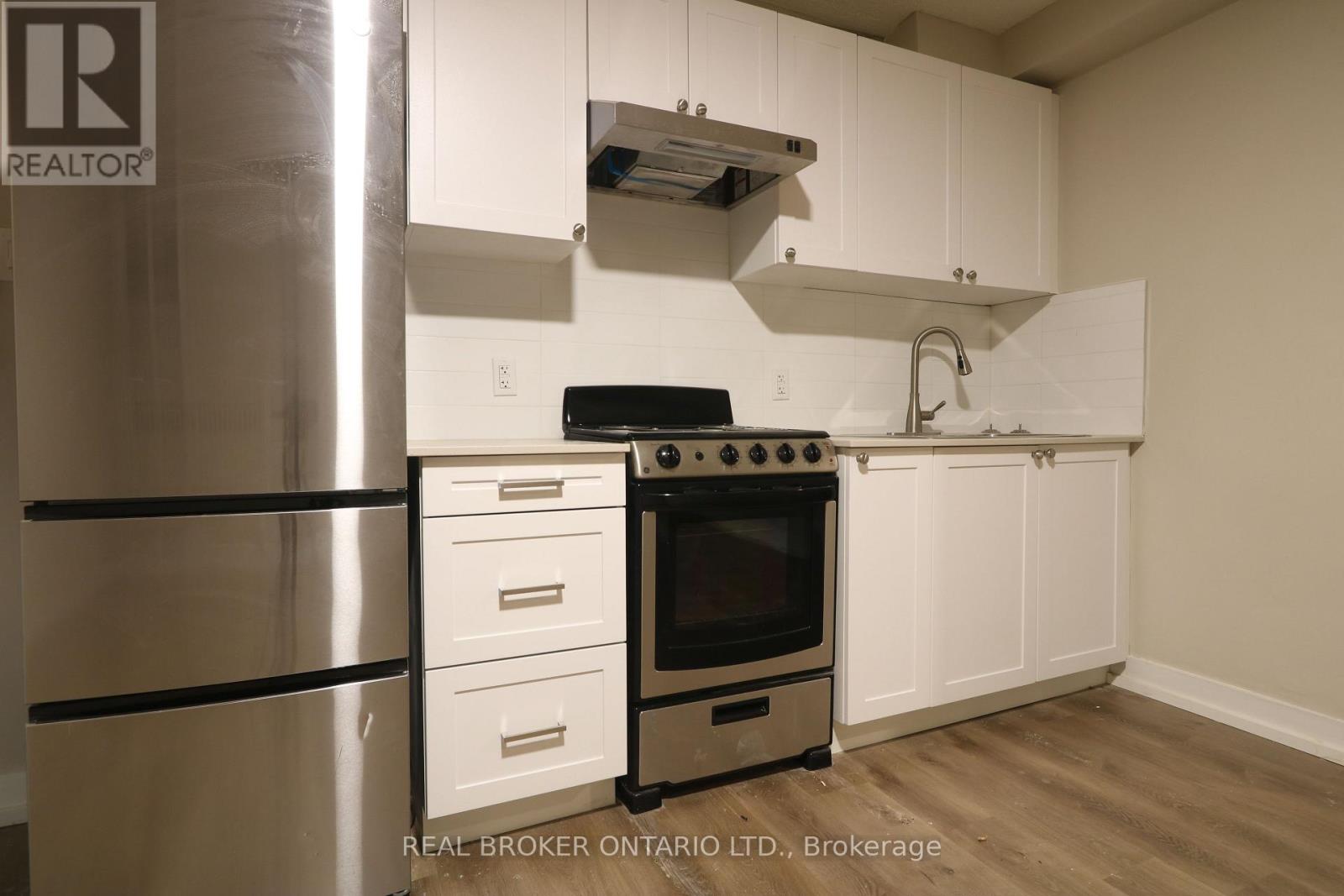 903-909 Main Street E, Hamilton, Ontario  L8M 1M6 - Photo 6 - X12783650