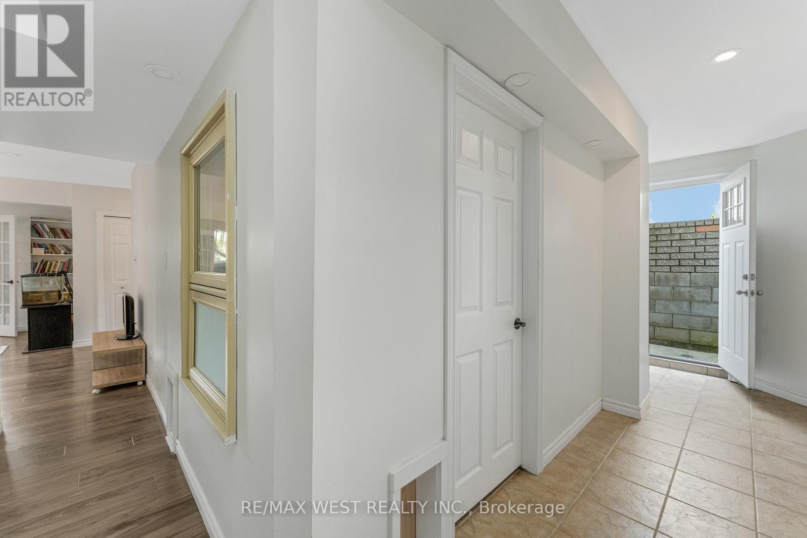 11143 Ancona Crescent, Windsor, Ontario  N8R 2K2 - Photo 41 - X12783660