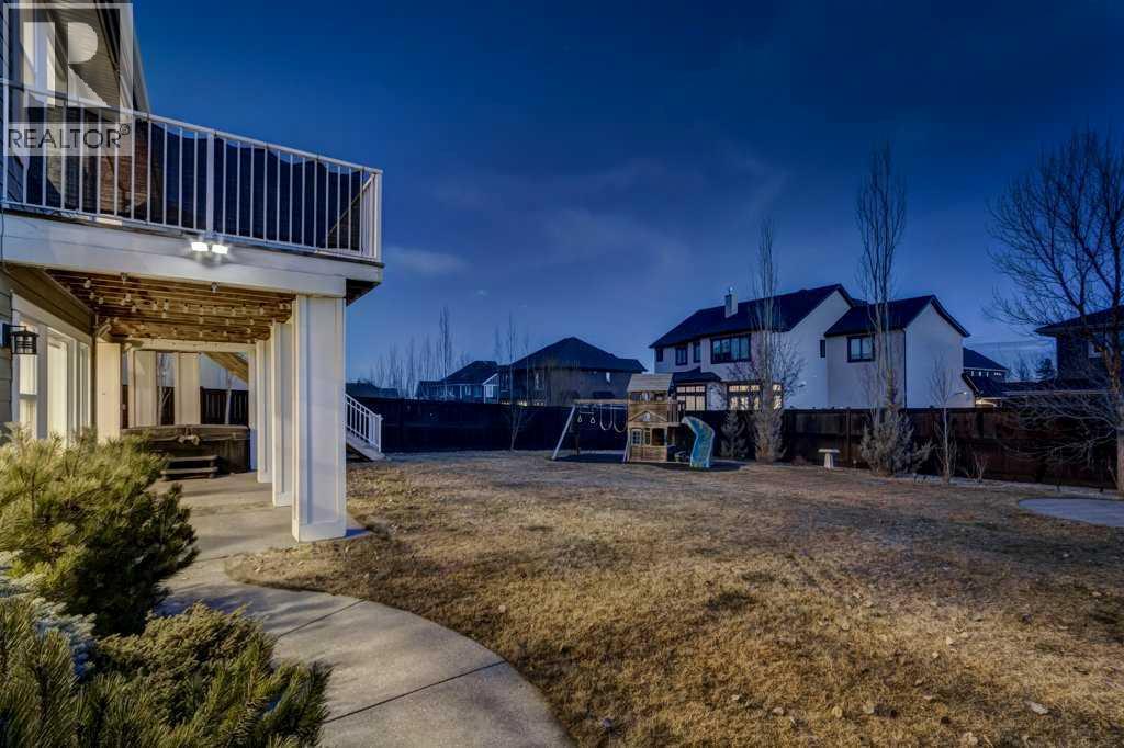 176 Fortress Bay Sw, Calgary, Alberta  T3H 4C4 - Photo 5 - A2284281